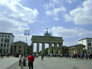 Comerţul exterior slab a frânat creşterea economiei germane